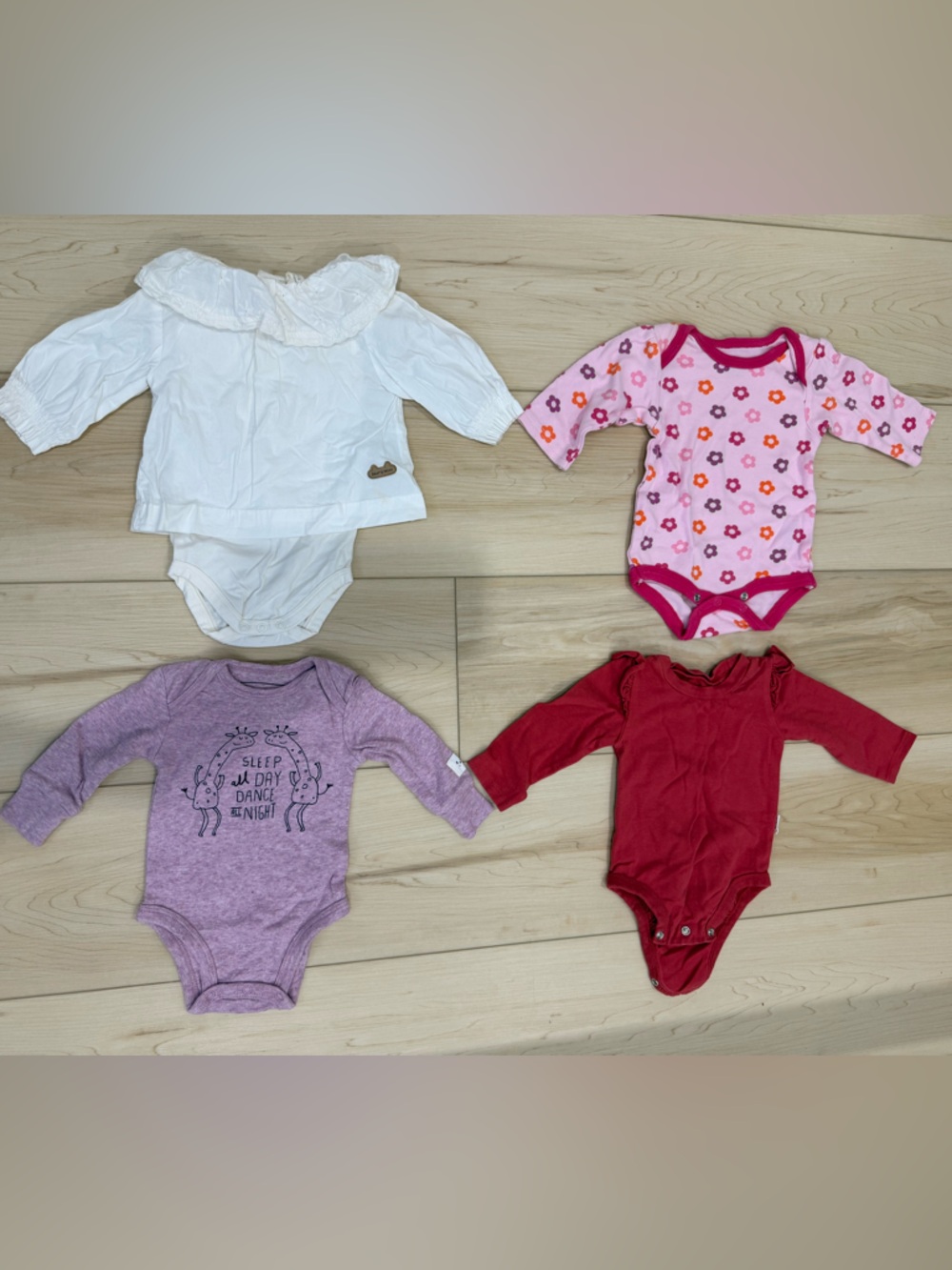 Baby Onesie Bundle 4-Pack | Souris Mini & More | Size 0-3M